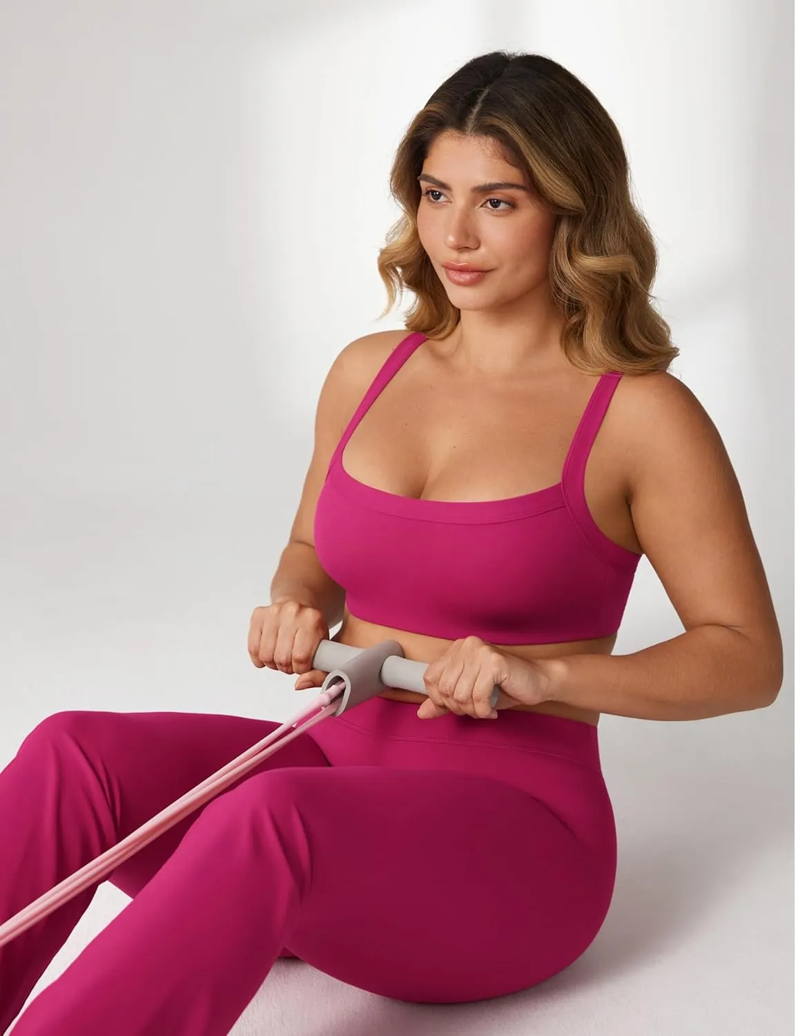 Hugcurve Adjustable Sports Bra Square Neck Wireless Padded Yoga Workout Tops